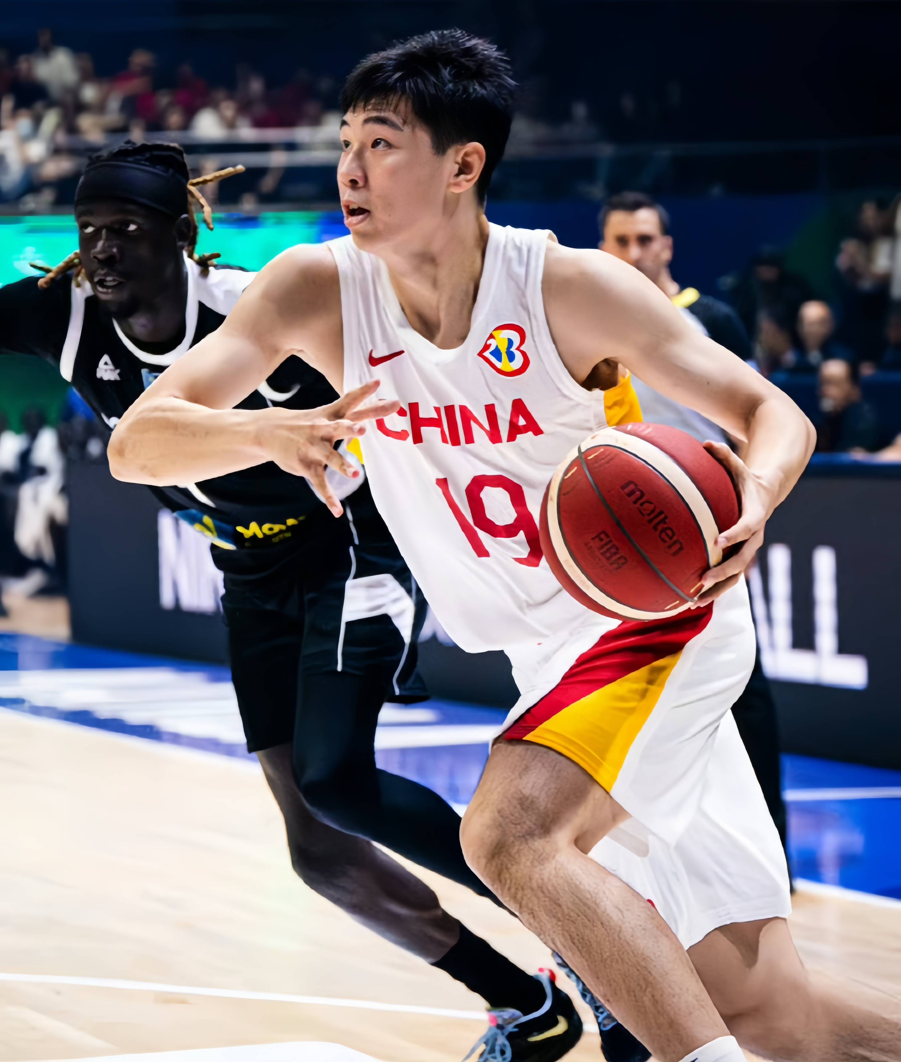 包含成都男篮再获胜，实现三连胜的词条