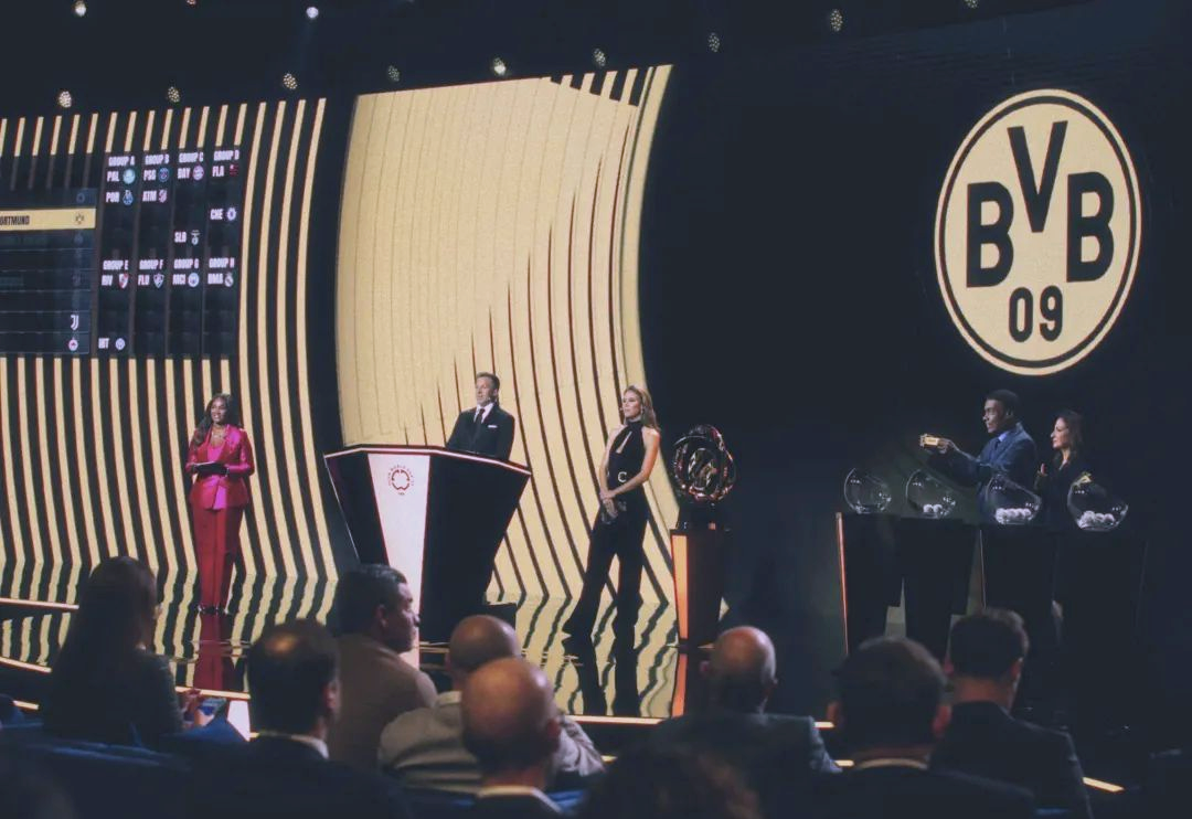 快讯:多特蒙德抵达美国备战世俱杯的简单介绍 快讯:多特蒙德抵达美国备战世俱杯的简单介绍