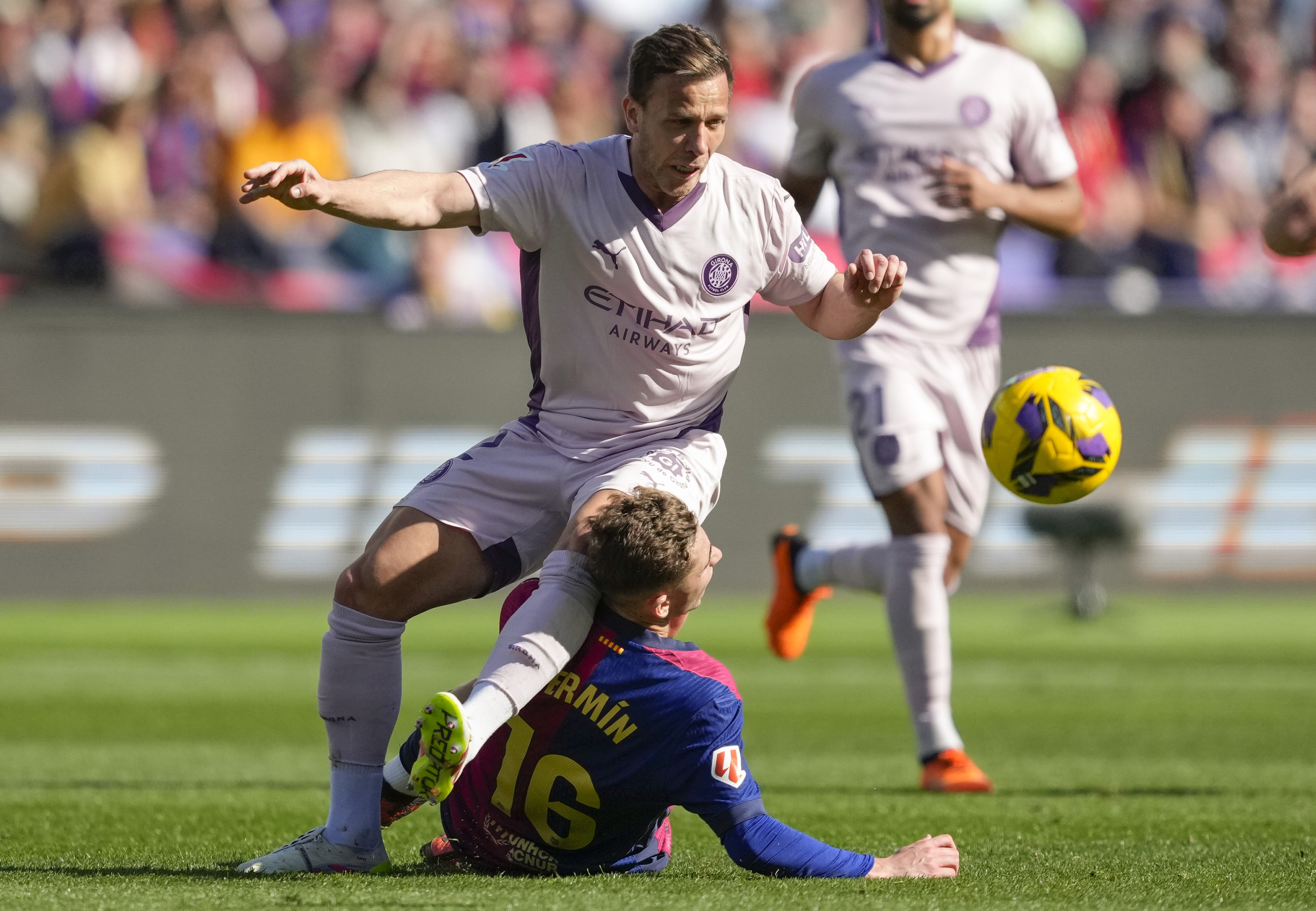 西甲精彩赛事回放，掀起足球狂潮