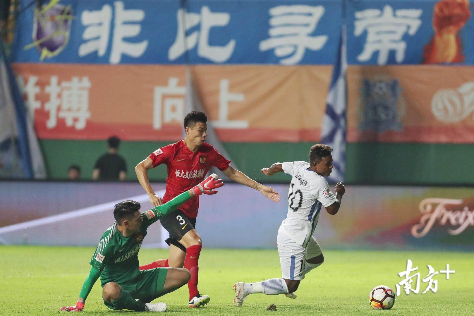 关于广州德比：广州恒大对阵广州富力，胜者争冠的信息