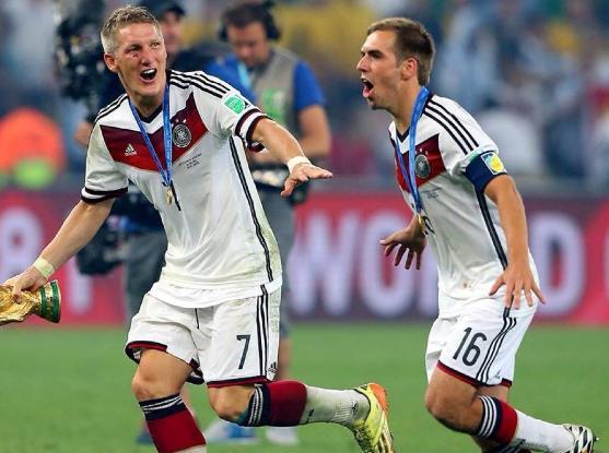 意外受挫！豪门国家队惨败场上