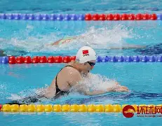 开云体育入口-巴哈马选手勇夺女子珍妮环游泳比赛季军