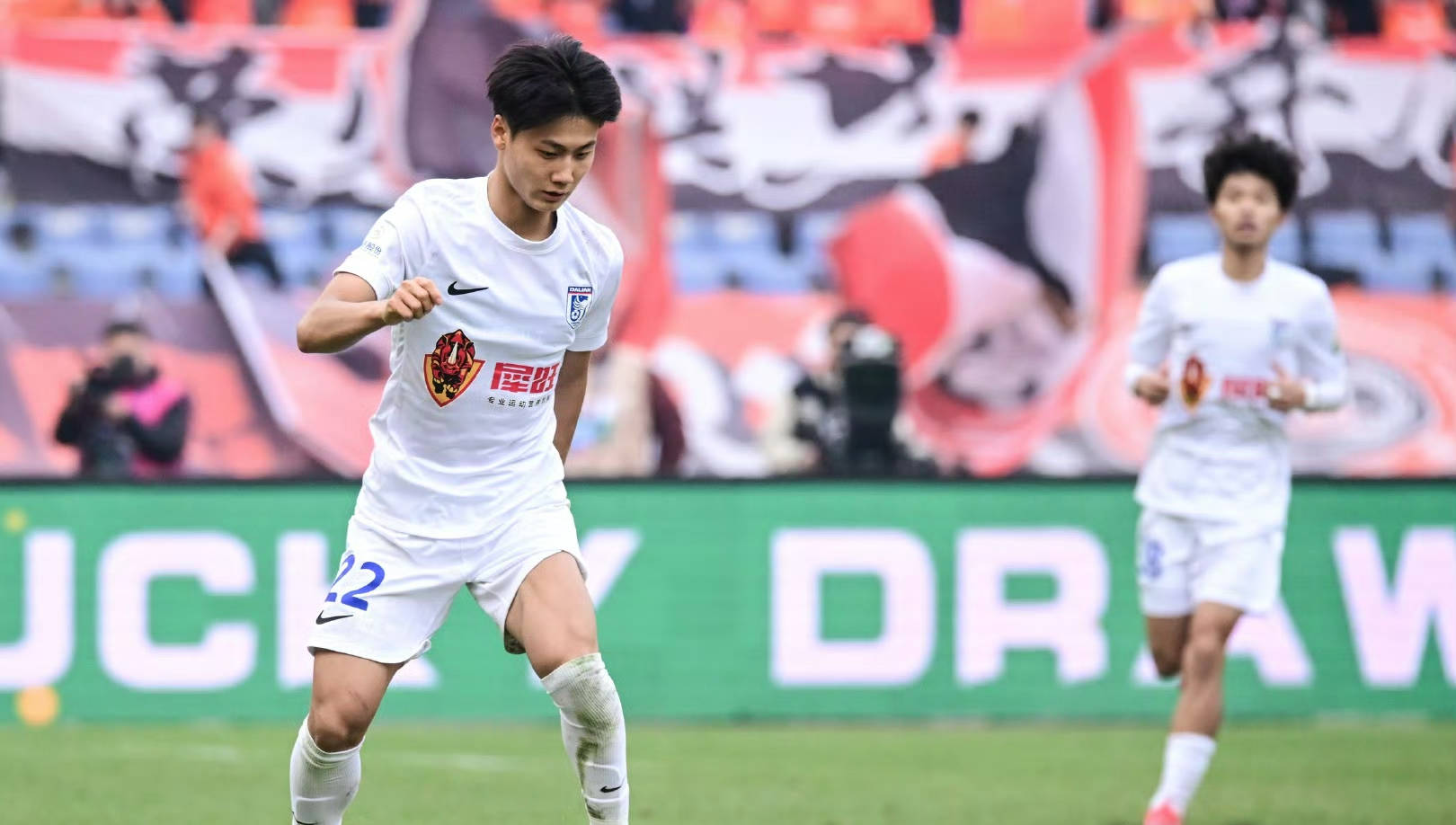 开云平台-大连人深陷保级泥潭，连续败局难破