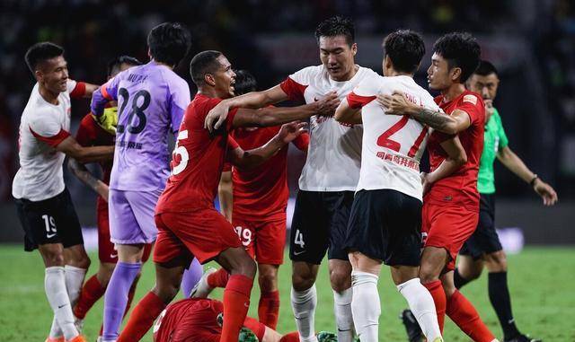 大连人深陷保级泥潭，连续败局难破