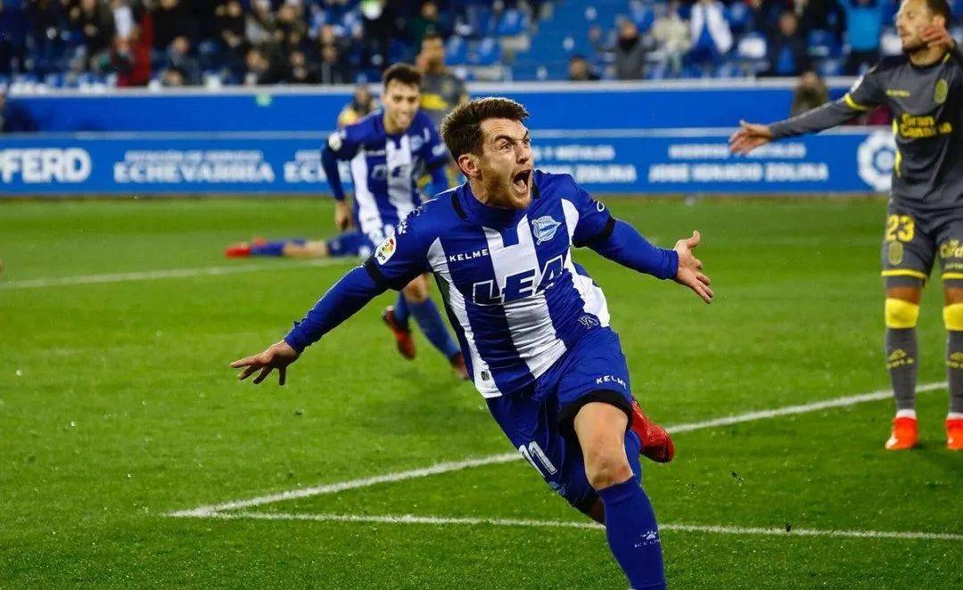 沃尔夫斯堡客场战胜对手，积分上升至前四的简单介绍