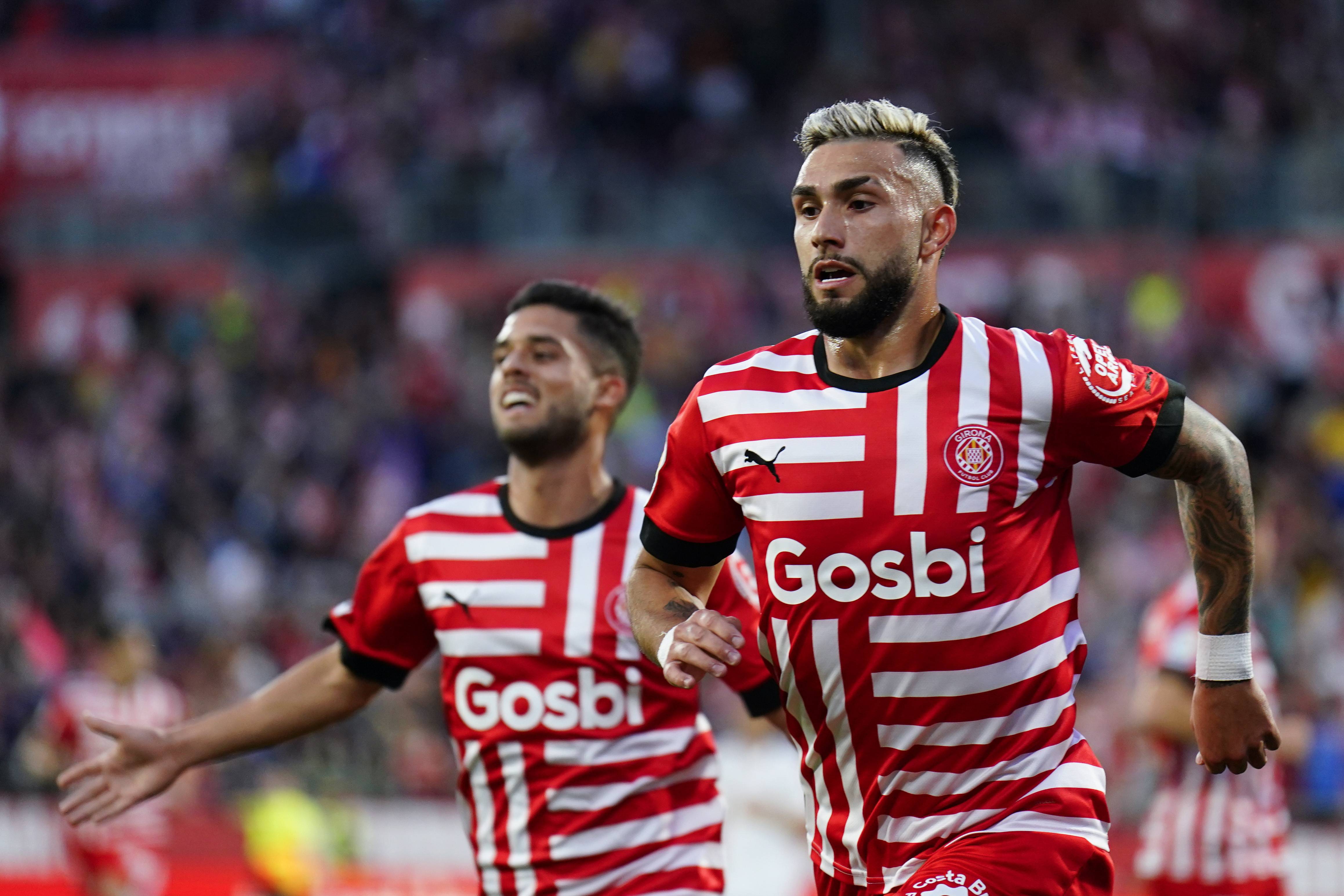 比利亚雷尔客场战平，摆脱保级圈的简单介绍