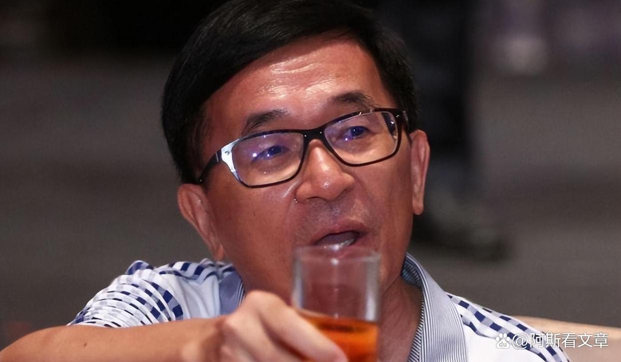 里昂高奏凯歌，积分列前垄断局势