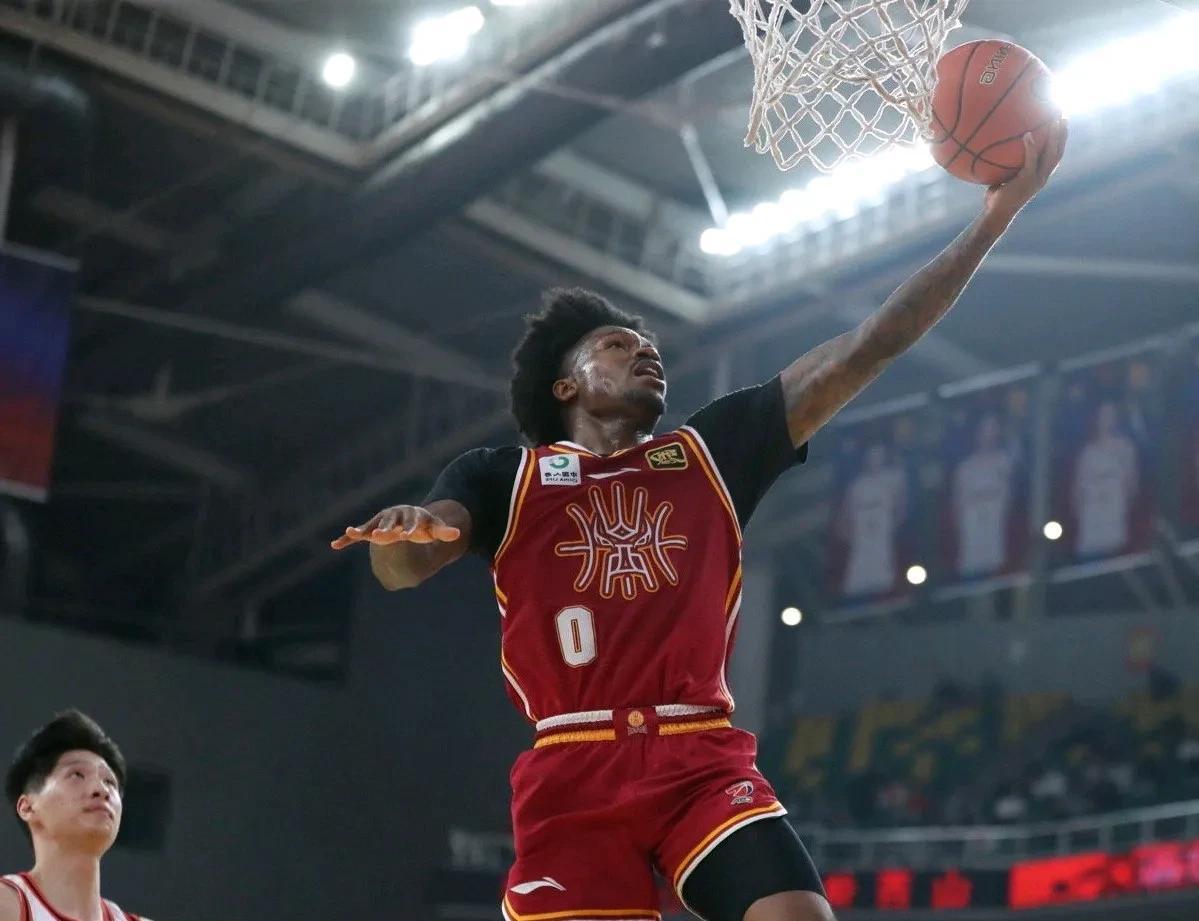 江苏队痛失胜机，主场被四川逆转战败需反思