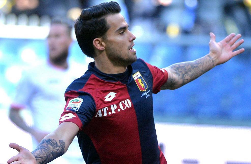 包含克罗托内主场平局，保持不败的词条