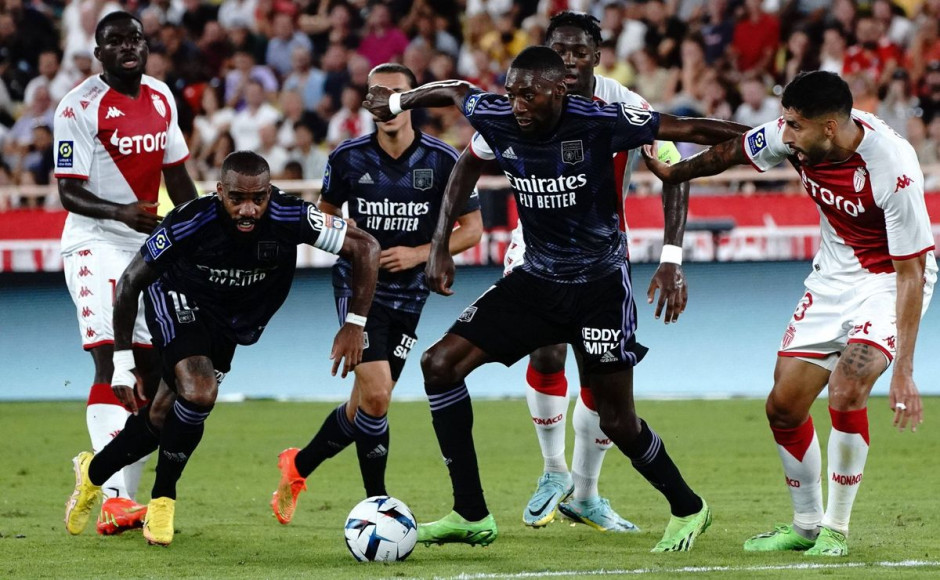 法甲冠军继续增加优势,引领积分榜领先的简单介绍 法甲冠军继续增加优势,引领积分榜领先的简单介绍