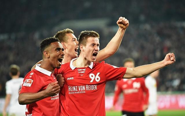 关于汉诺威96击败纽伦堡，稳固在德甲中游位置的信息