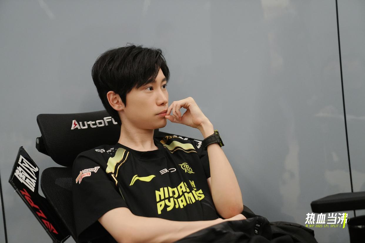 包含TES血洗BLG，Tarzan极限生还后反打宿命之战入围赛，成为赛场最大亮点的词条