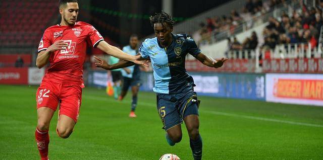 瓦朗谢纪录不佳，法甲赛事频频失分