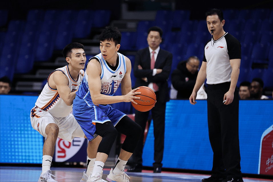 天津队逆转太阳，王哲林点燃赛场