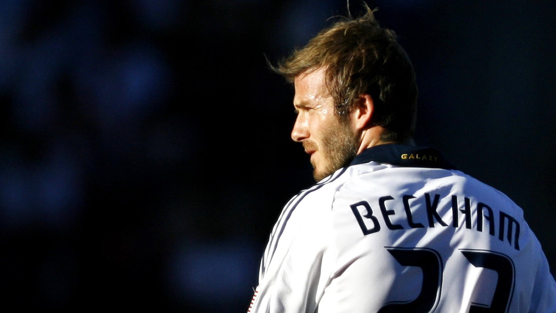 雷诺铁骑碾压绿茵豪门，塞恩斯独舞铸就冠绝围场的高光史诗