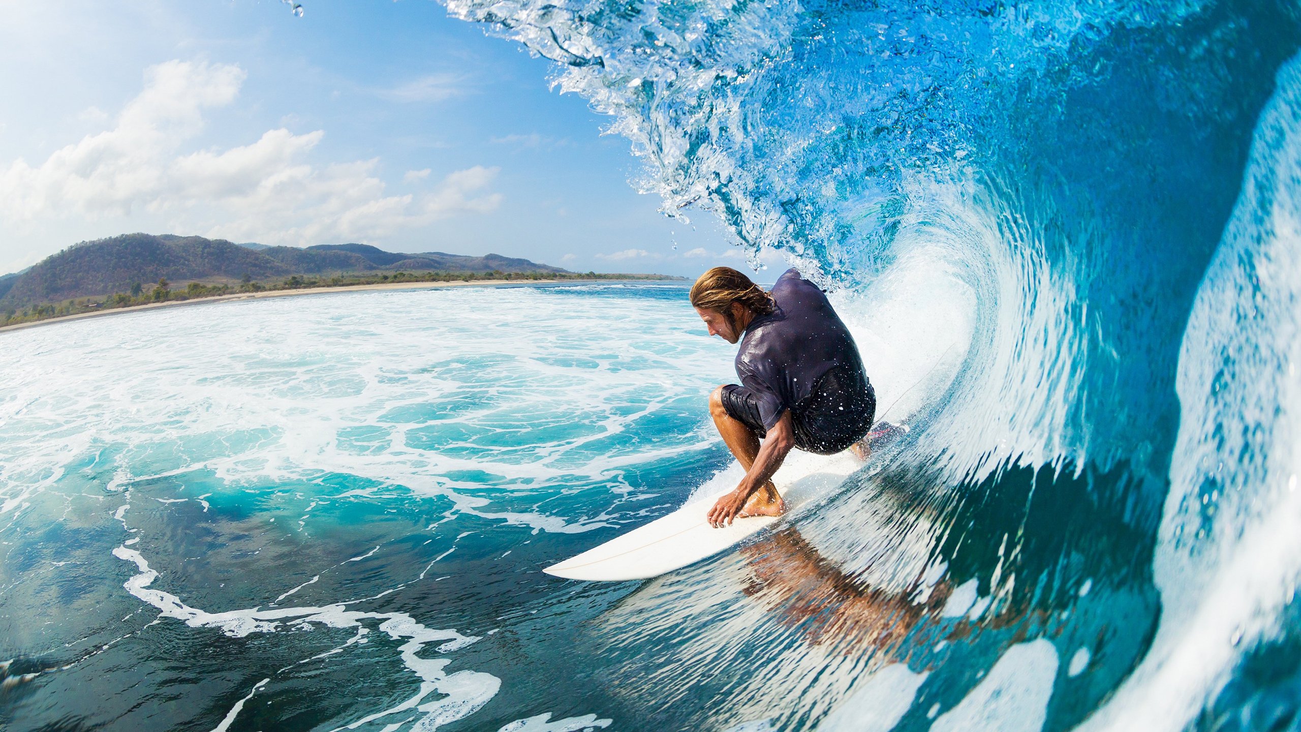 开云下载-胜利者的两种姿态，团队荣耀与个人光芒